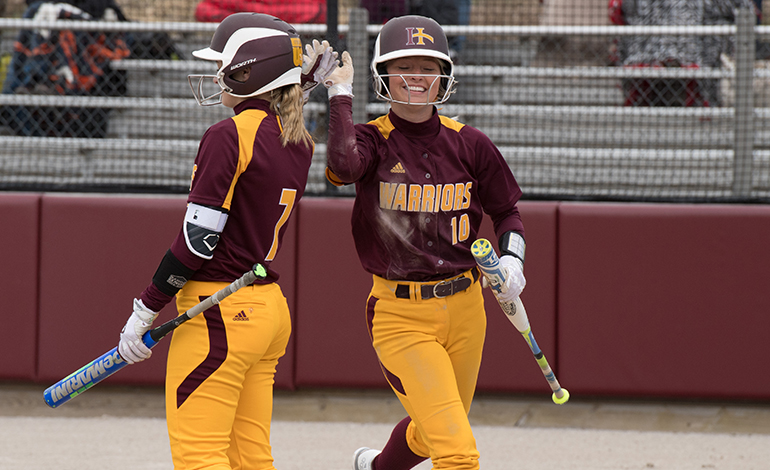 IHCC Softball Starts Conference Play With Sweep