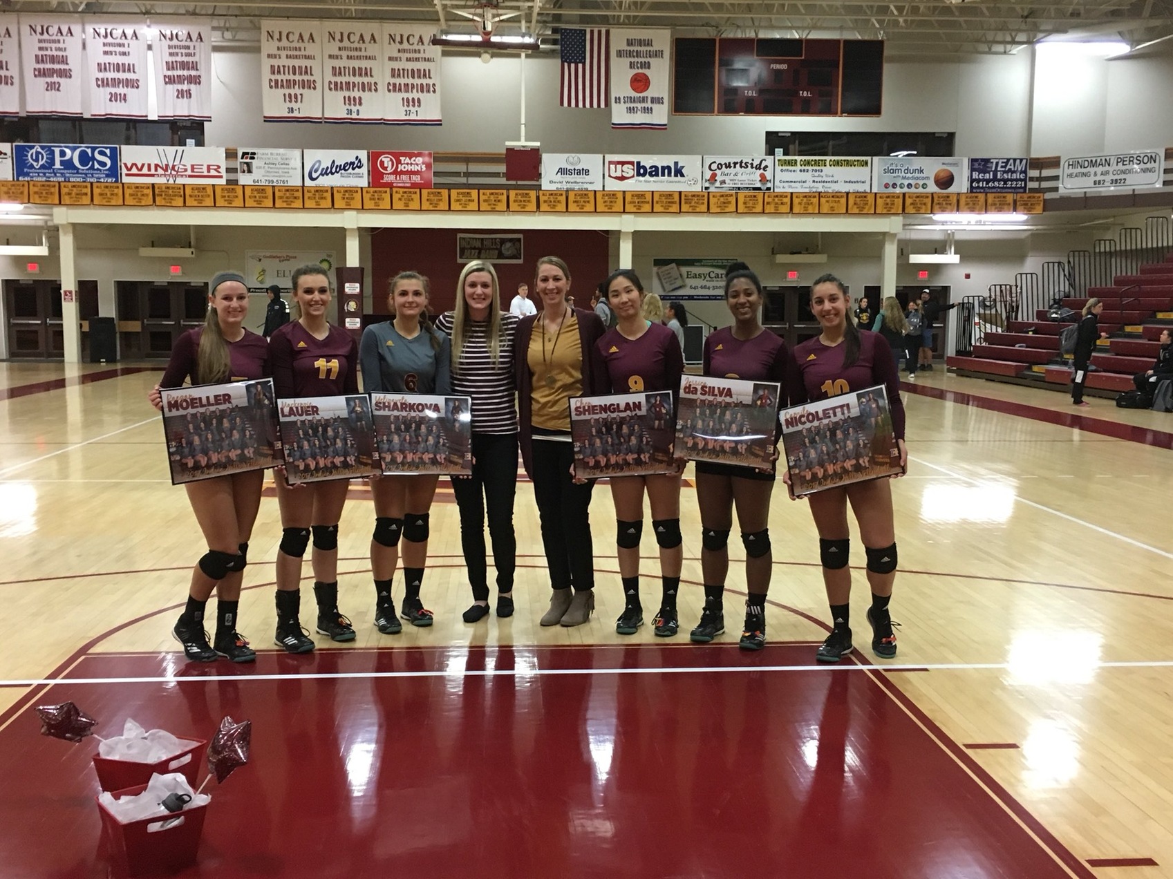 Women's Volleyball Sophomore Night