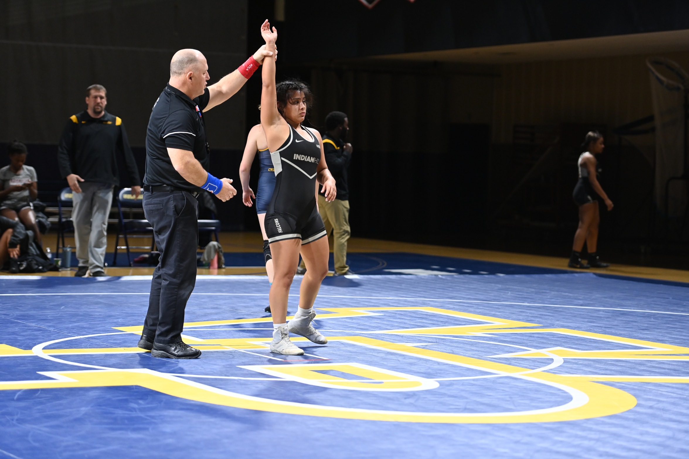 WARRIORS EARN FIRST DUAL WIN OF THE YEAR