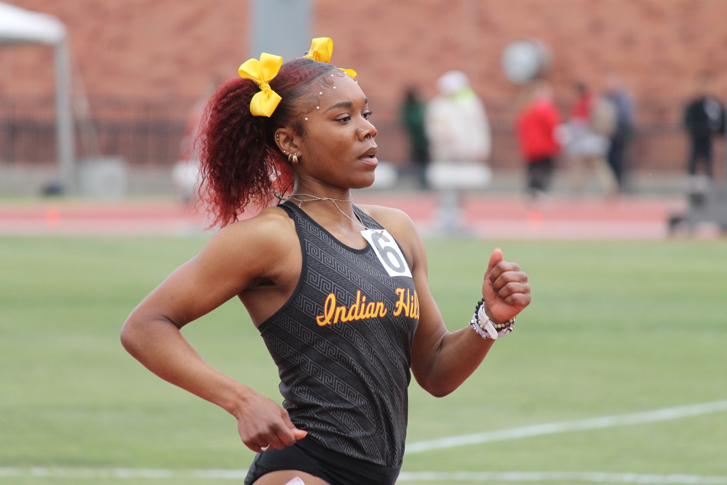 SIMMONS SPRINTS TO SCHOOL RECORD AT DRAKE RELAYS
