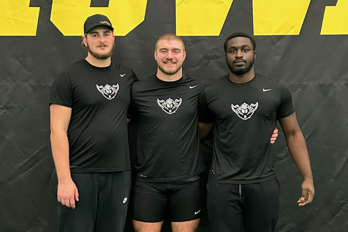 JOENS SETS RECORD, THROWERS COMPETE AT IOWA